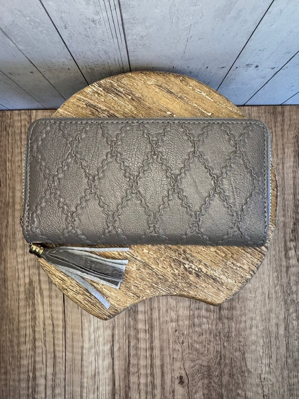 Gray Vegan Leather Wallet Criss Cross Pocket braid Purse Bag Wallet Fast Ship